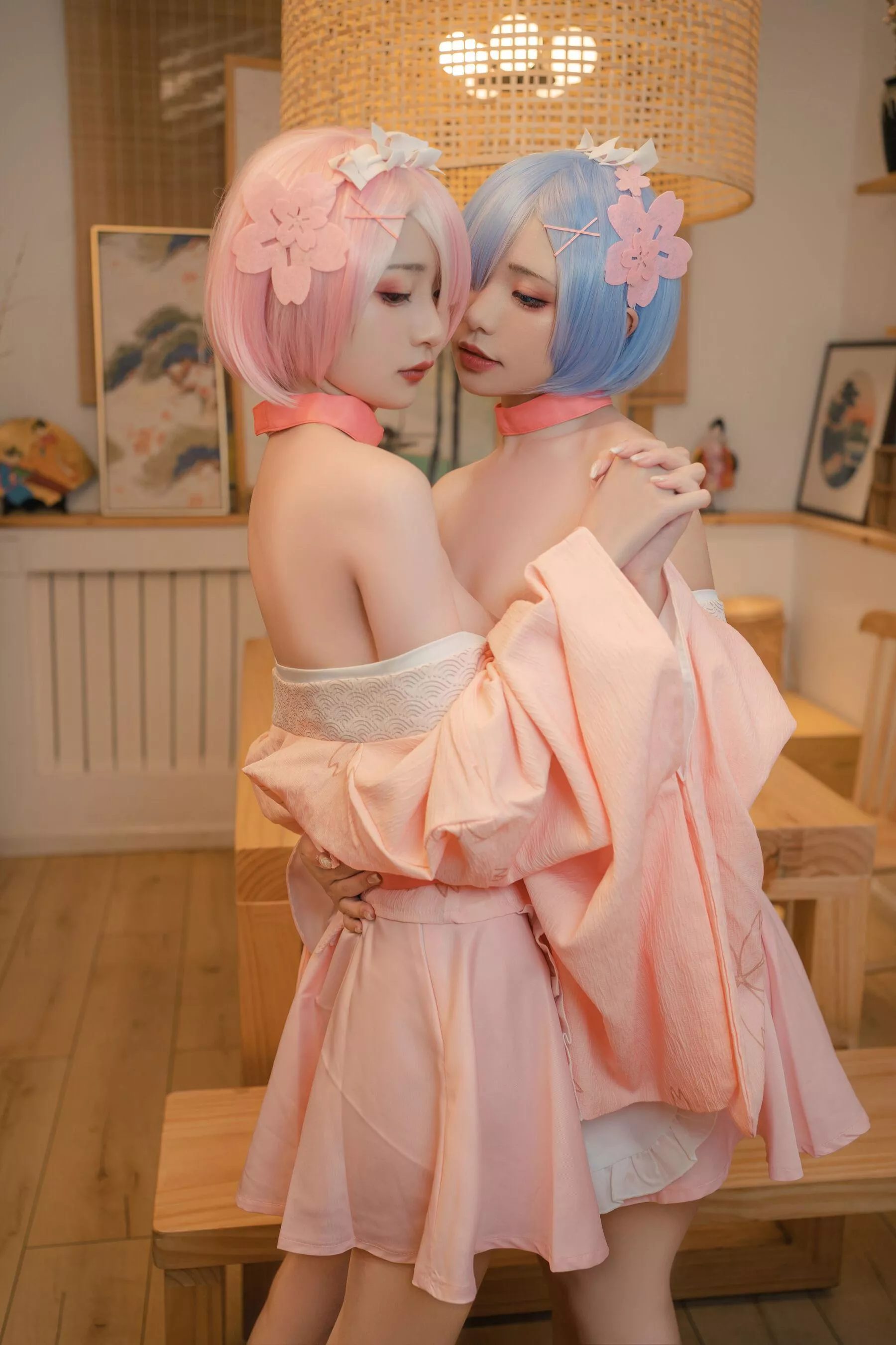 048P