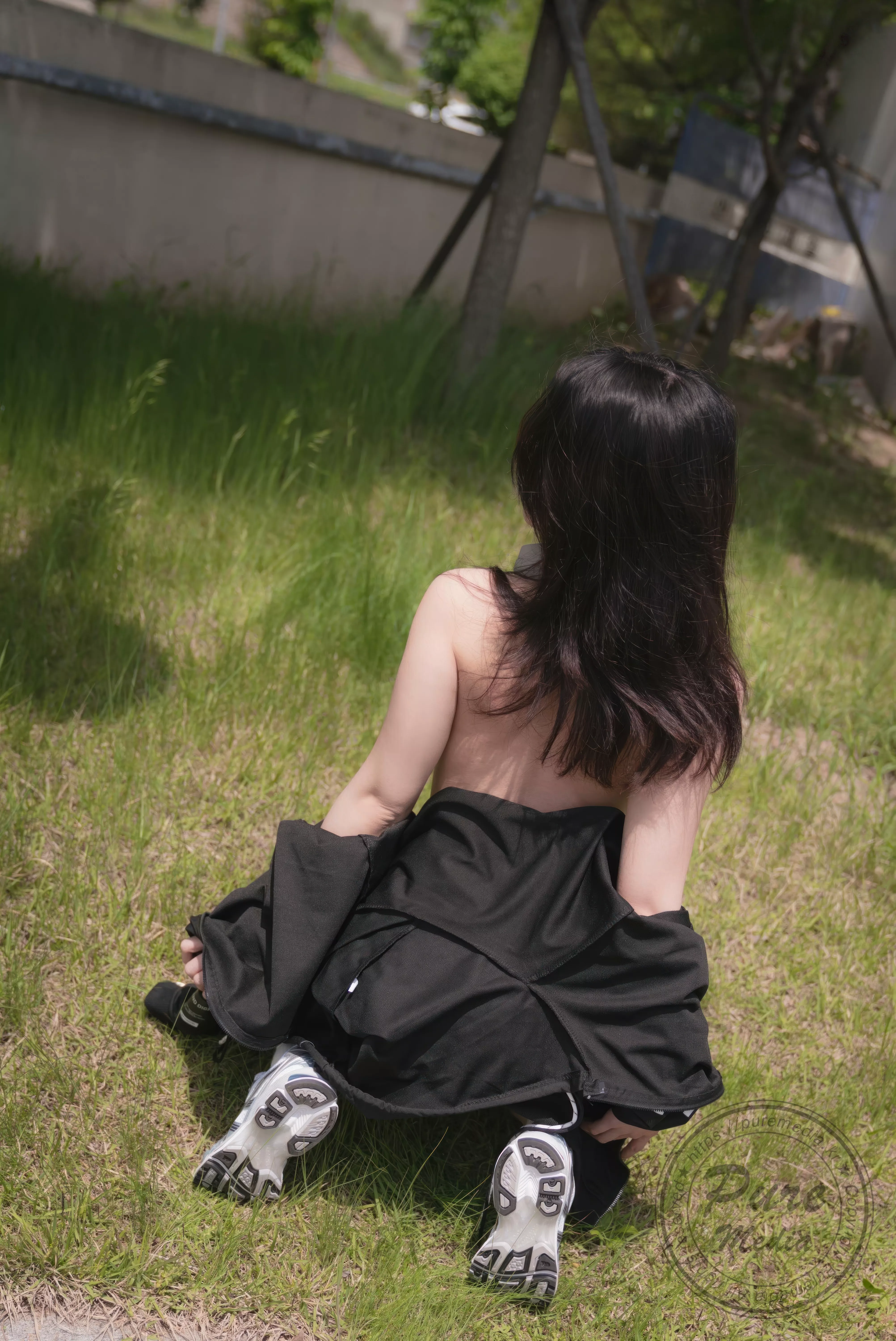 016P